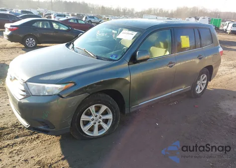 2013 Toyota Highlander Base V6 from USA, damaged, VIN 5TDBK3EH2DS203252
